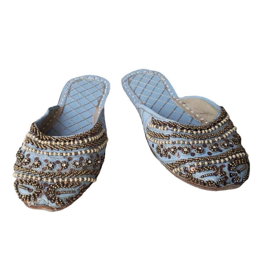 Beautiful Detailed Indian Slipper/Sandals, Size 39